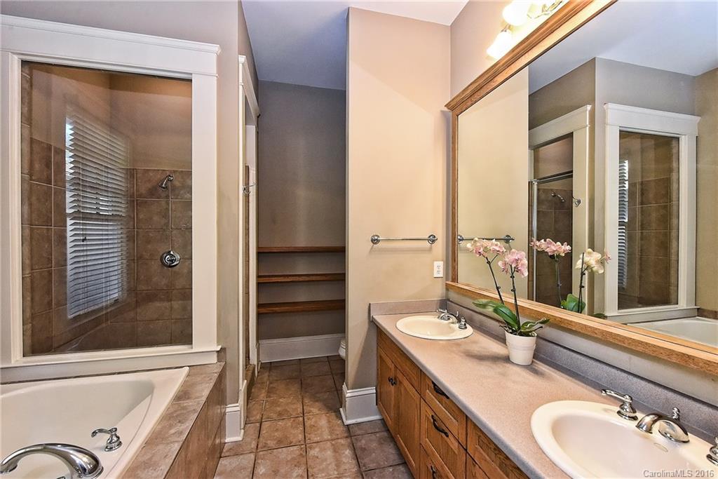 2124 Crescent Avenue Charlotte NC 28207