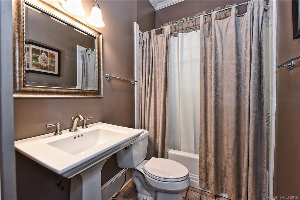 2124 Crescent Avenue Charlotte NC 28207
