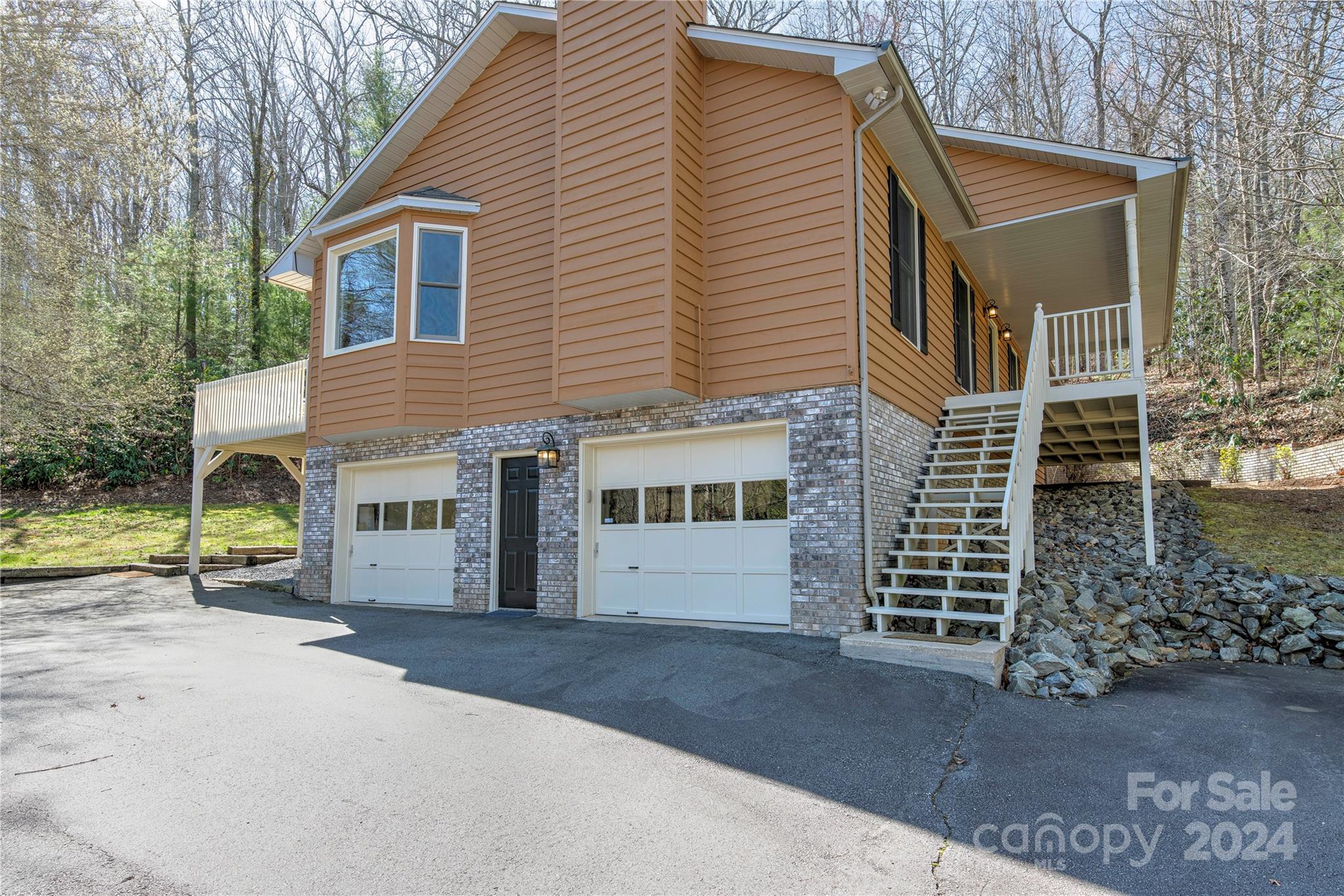 6 Claru Ridge Fletcher NC 28732