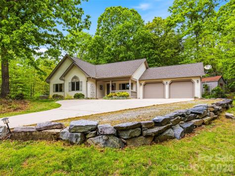 19 Doshia Lane Fletcher NC 28732