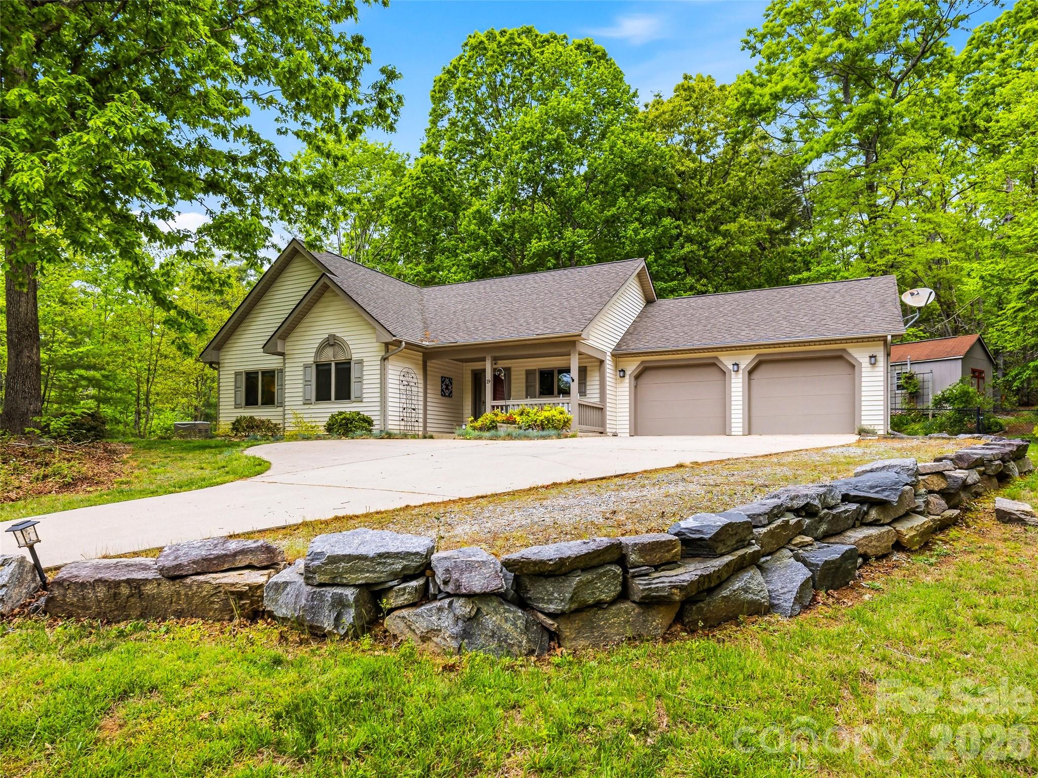 19 Doshia Lane Fletcher NC 28732