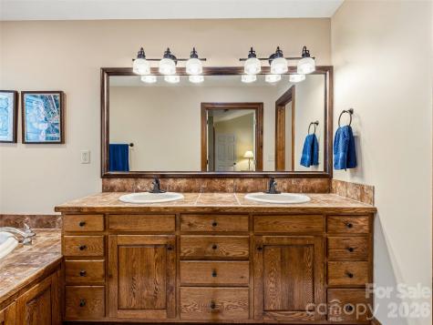 19 Doshia Lane Fletcher NC 28732
