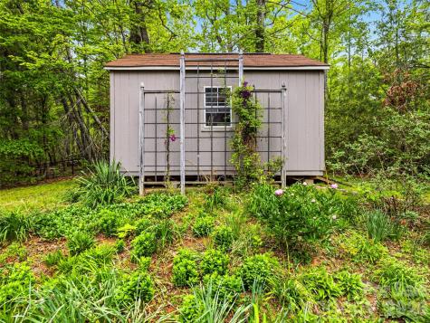 19 Doshia Lane Fletcher NC 28732