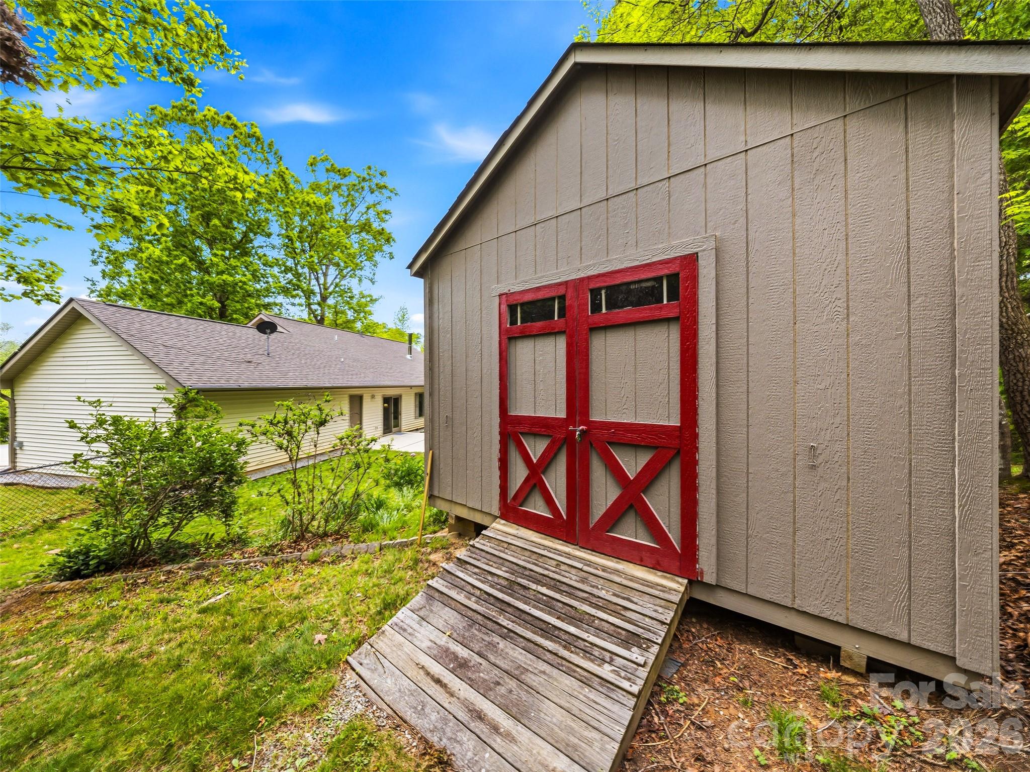19 Doshia Lane Fletcher NC 28732
