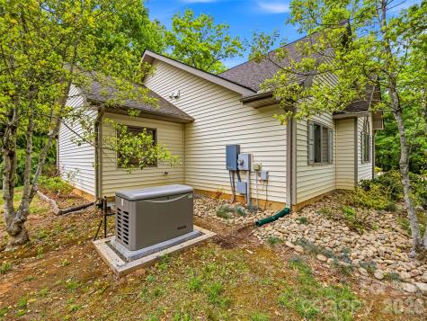 19 Doshia Lane Fletcher NC 28732
