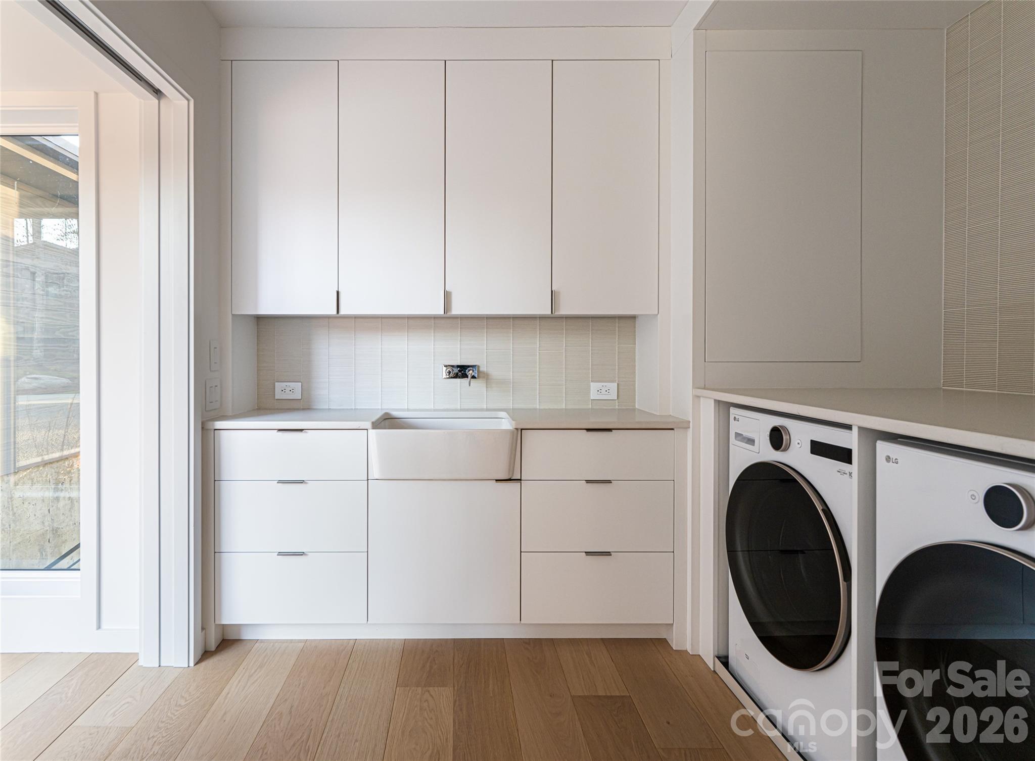 221 Fern Grove Court Asheville NC 28803