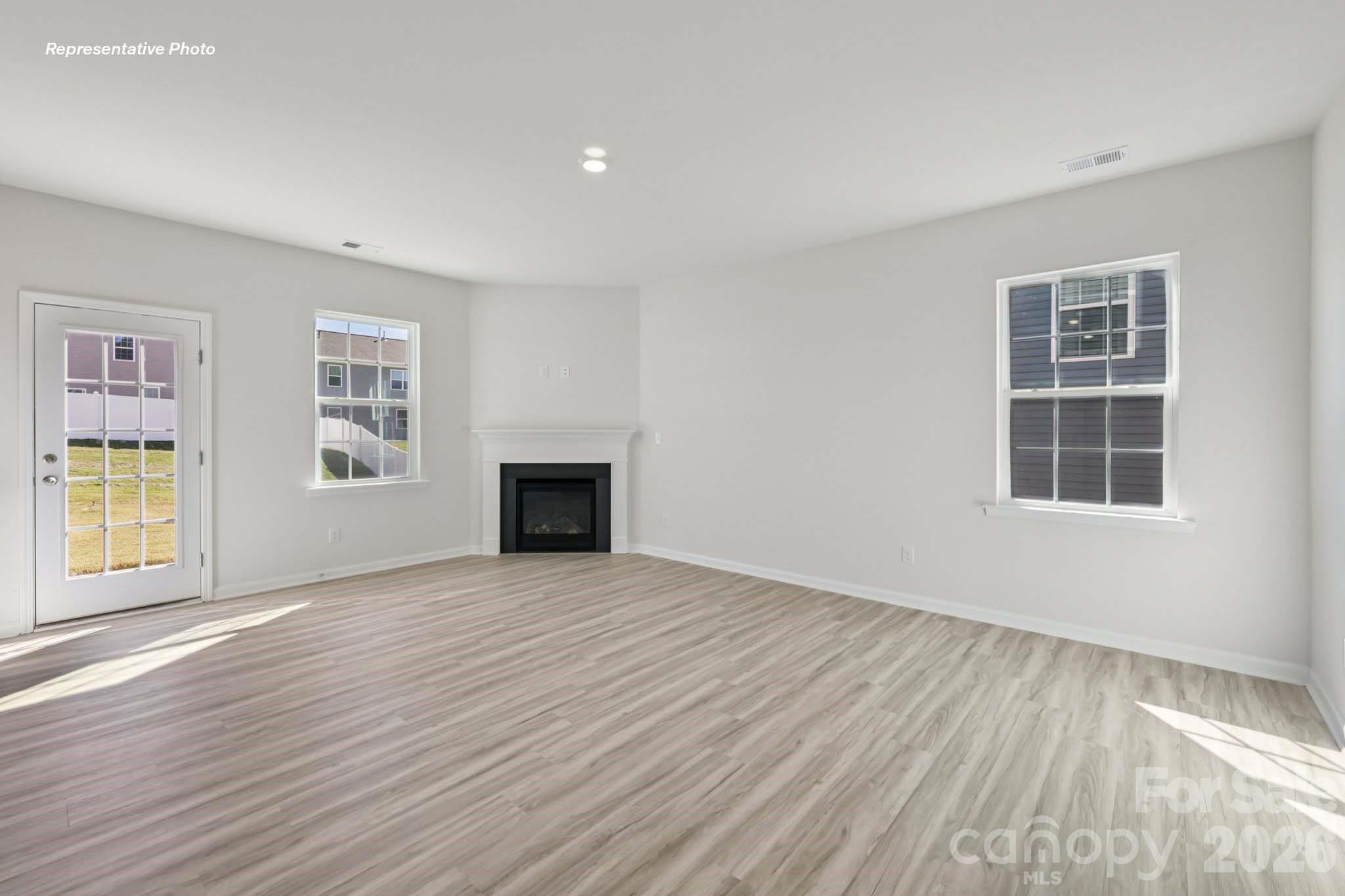 583 Dazzle Loop Newton NC 28658
