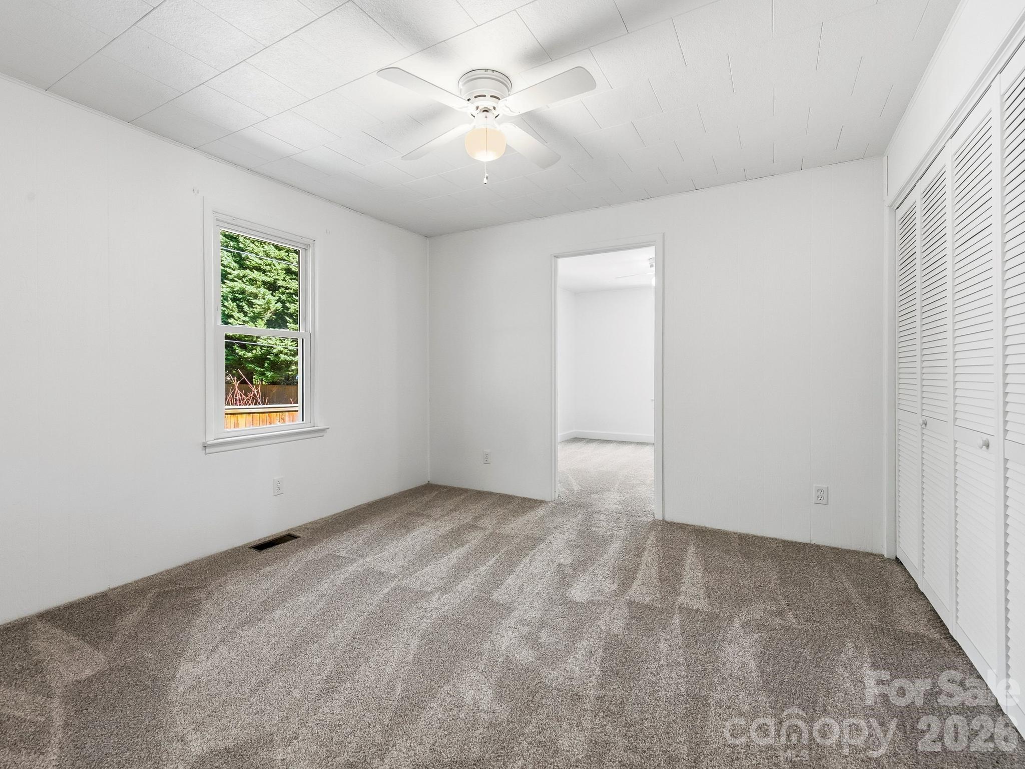 318 Resort Street Hendersonville NC 28792
