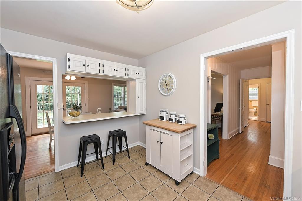 6111 Rose Valley Drive Charlotte NC 28210