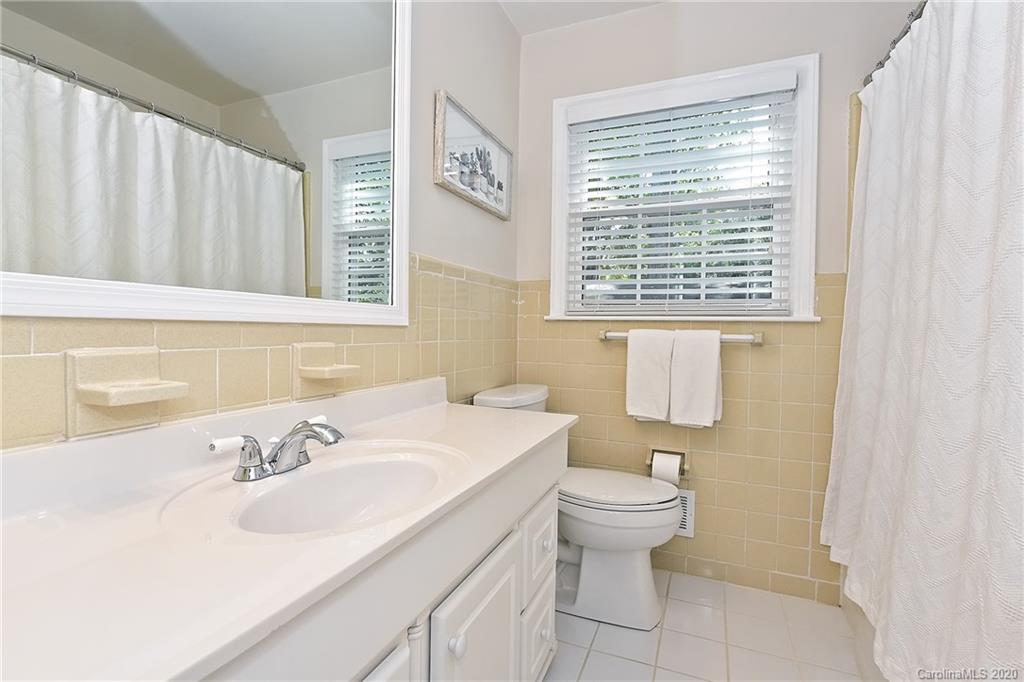 6111 Rose Valley Drive Charlotte NC 28210