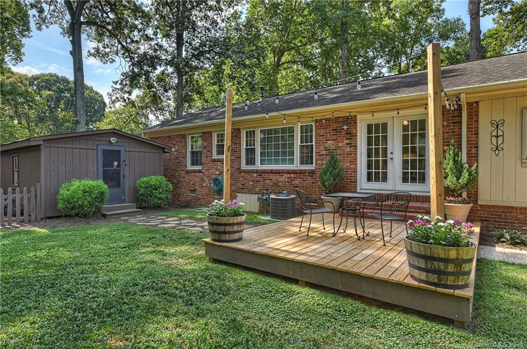 6111 Rose Valley Drive Charlotte NC 28210