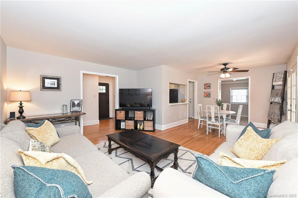 6111 Rose Valley Drive Charlotte NC 28210