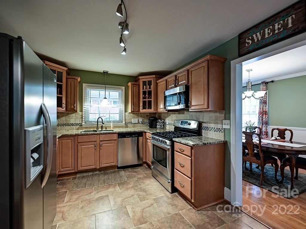 5020 Wedgewood Drive Charlotte NC 28210
