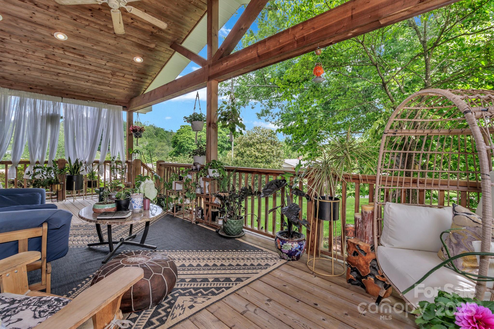 11 Chaz Lane Candler NC 28715