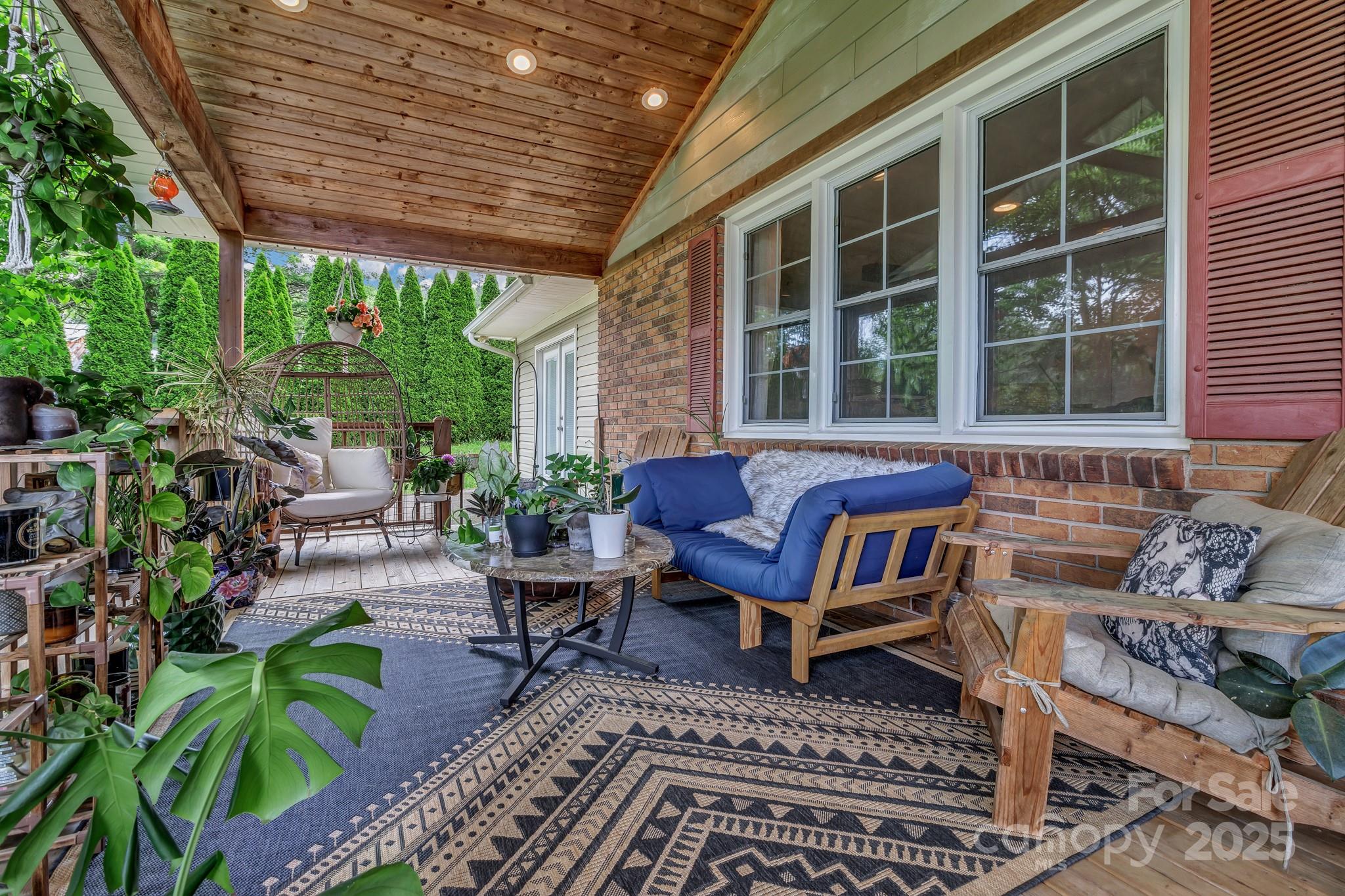 11 Chaz Lane Candler NC 28715