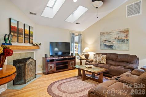 75 Stonebridge Drive Asheville NC 28805