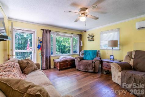 203 Kennedy Drive Swannanoa NC 28778