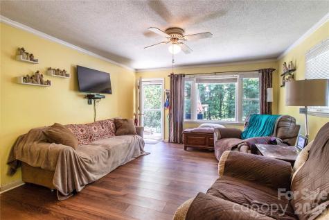 203 Kennedy Drive Swannanoa NC 28778