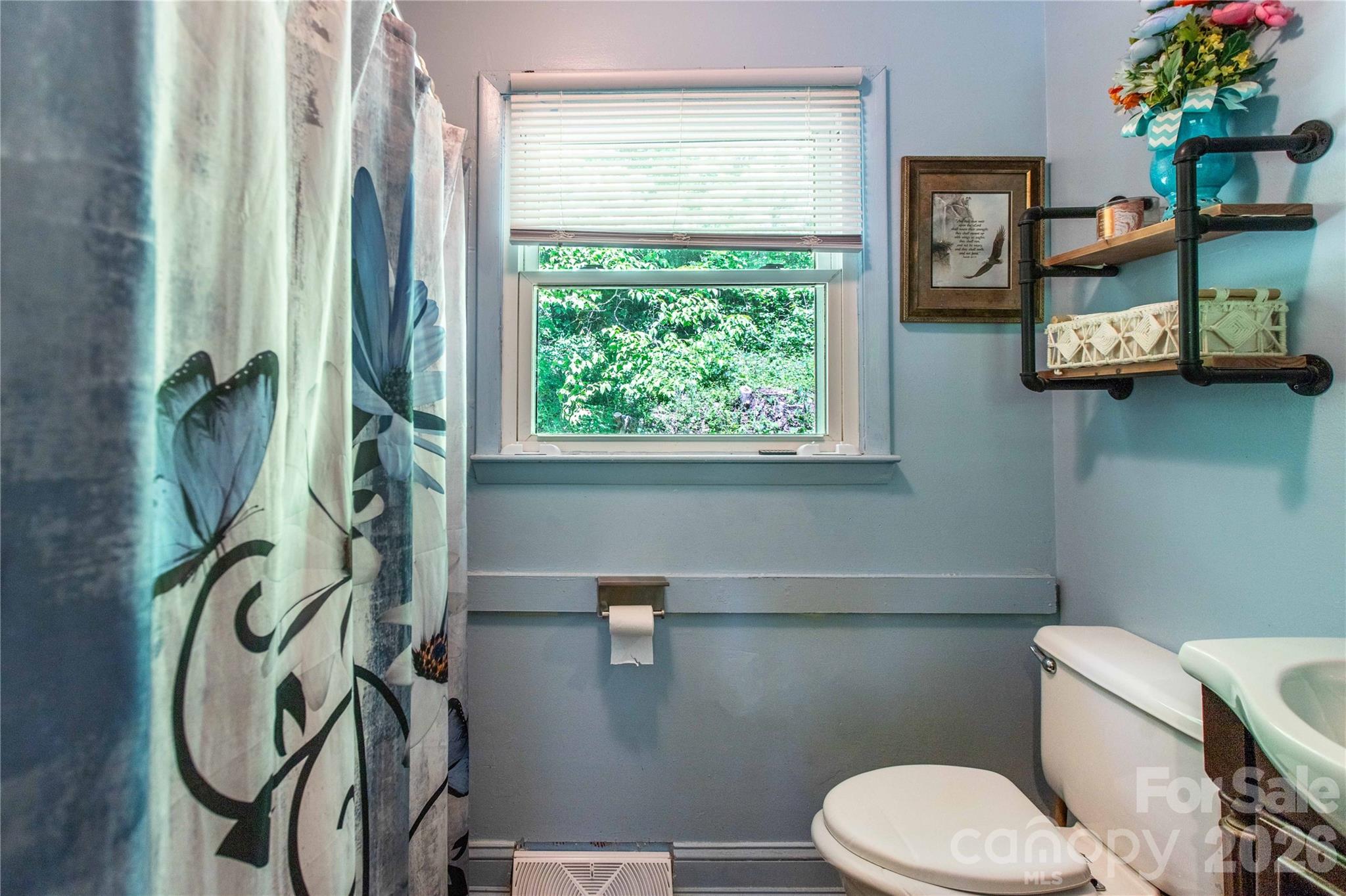 203 Kennedy Drive Swannanoa NC 28778