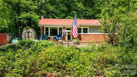 203 Kennedy Drive Swannanoa NC 28778