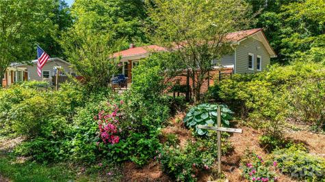 203 Kennedy Drive Swannanoa NC 28778