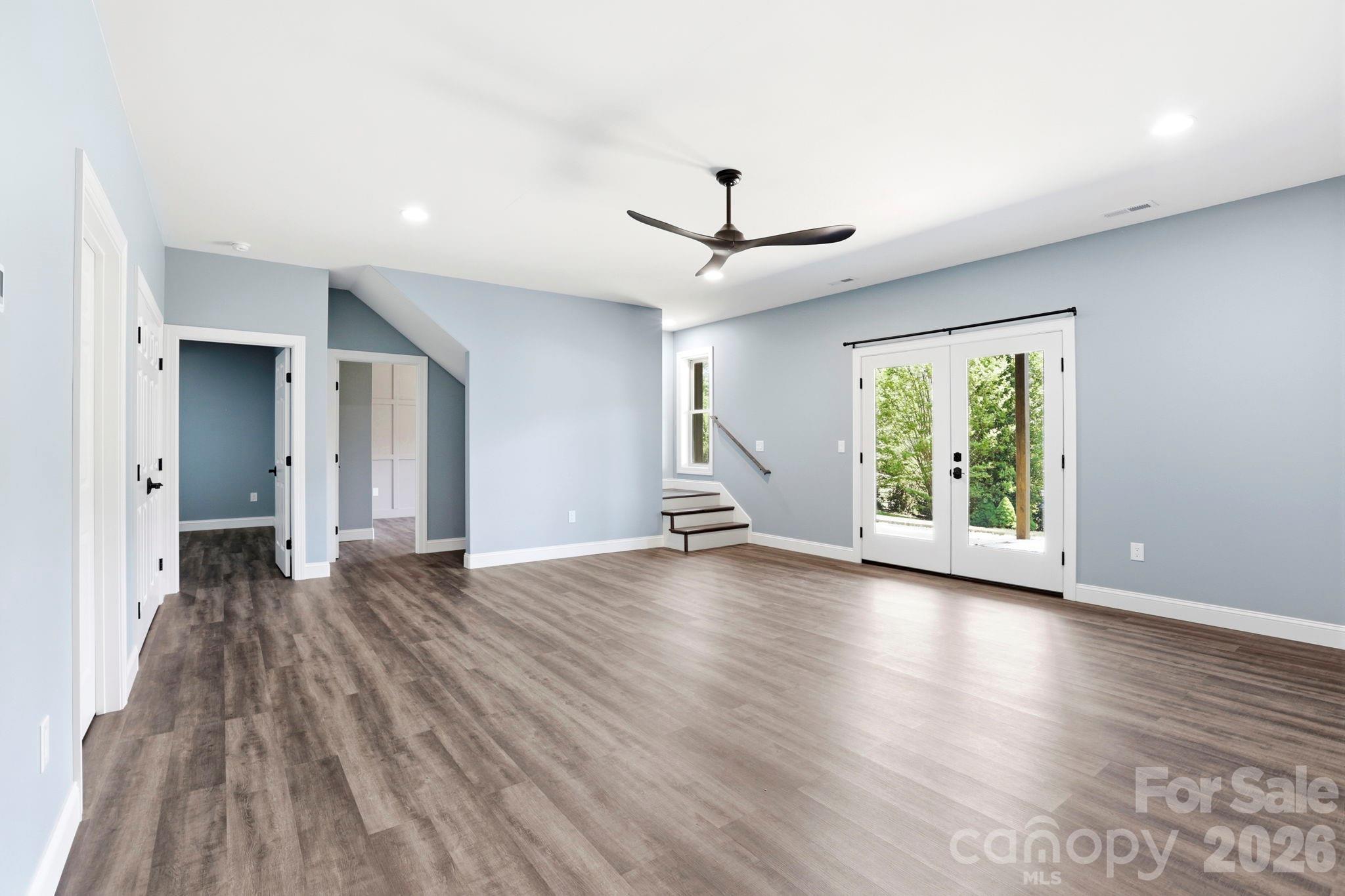 141 N Crab Meadow Drive Hendersonville NC 28739