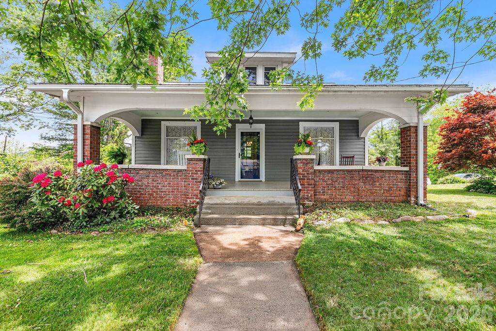 41 Harrison Street Canton NC 28716