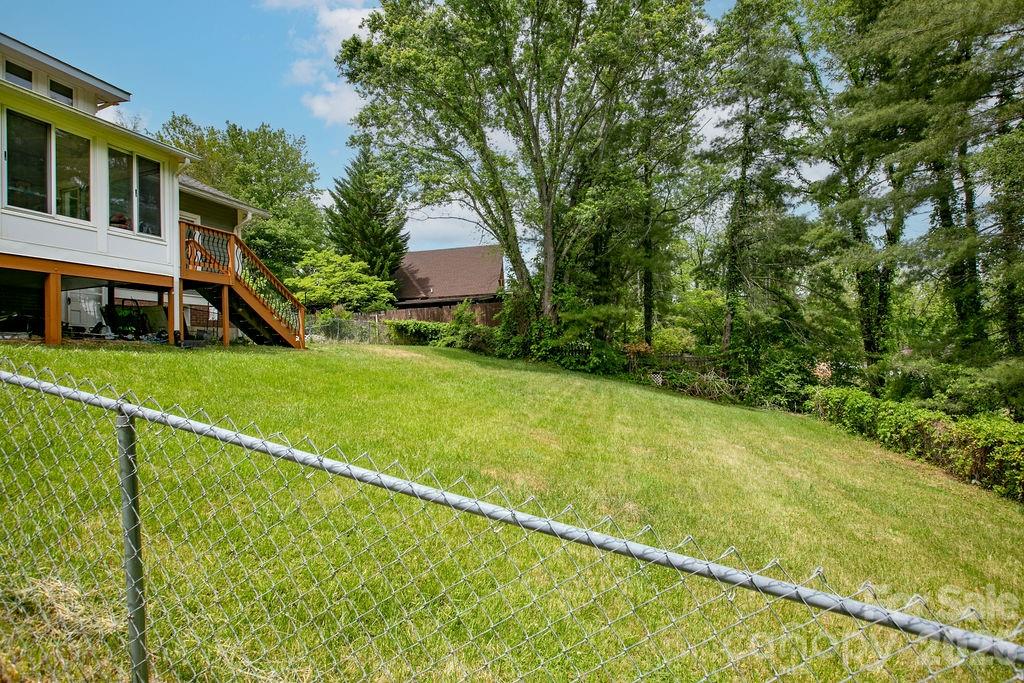 41 Harrison Street Canton NC 28716