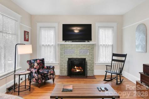 41 Harrison Street Canton NC 28716