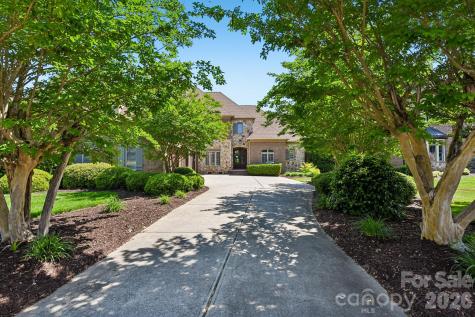 209 Glenmoor Drive Waxhaw NC 28173