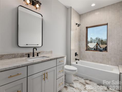 50 Verde Drive Asheville NC 28806