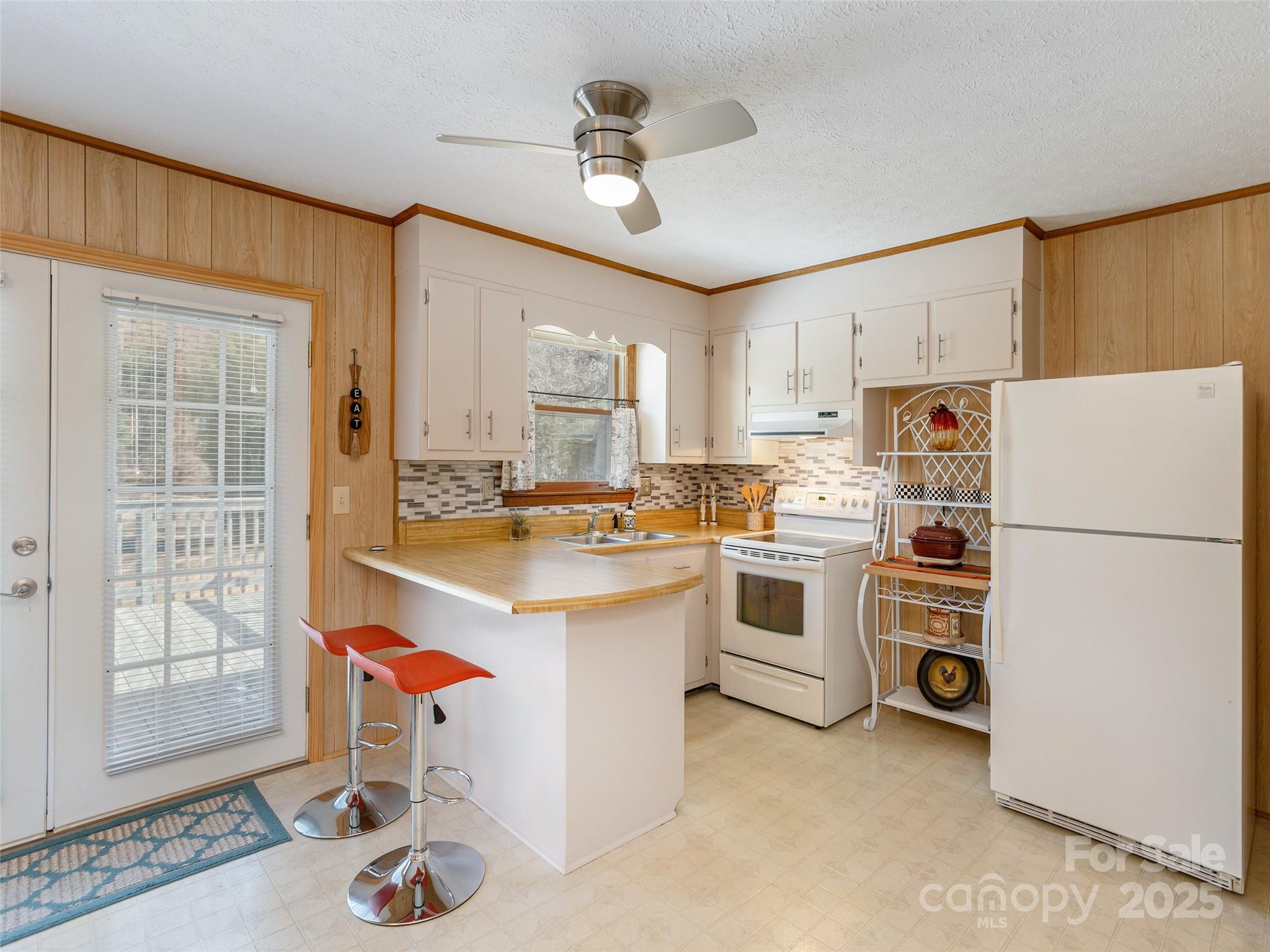 3021 Kanuga Road Hendersonville NC 28739