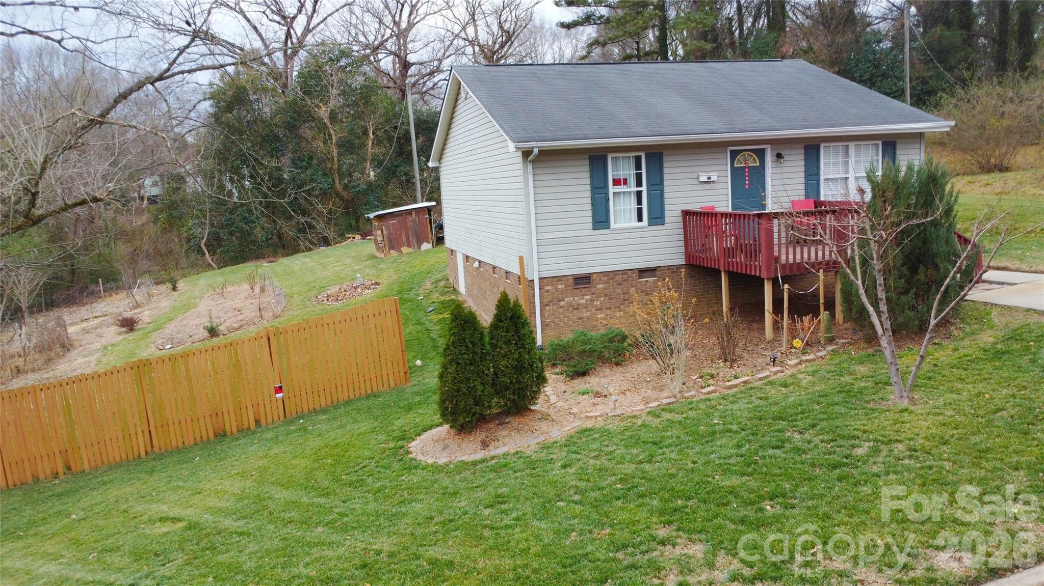 1019 W 7th Avenue Gastonia NC 28052