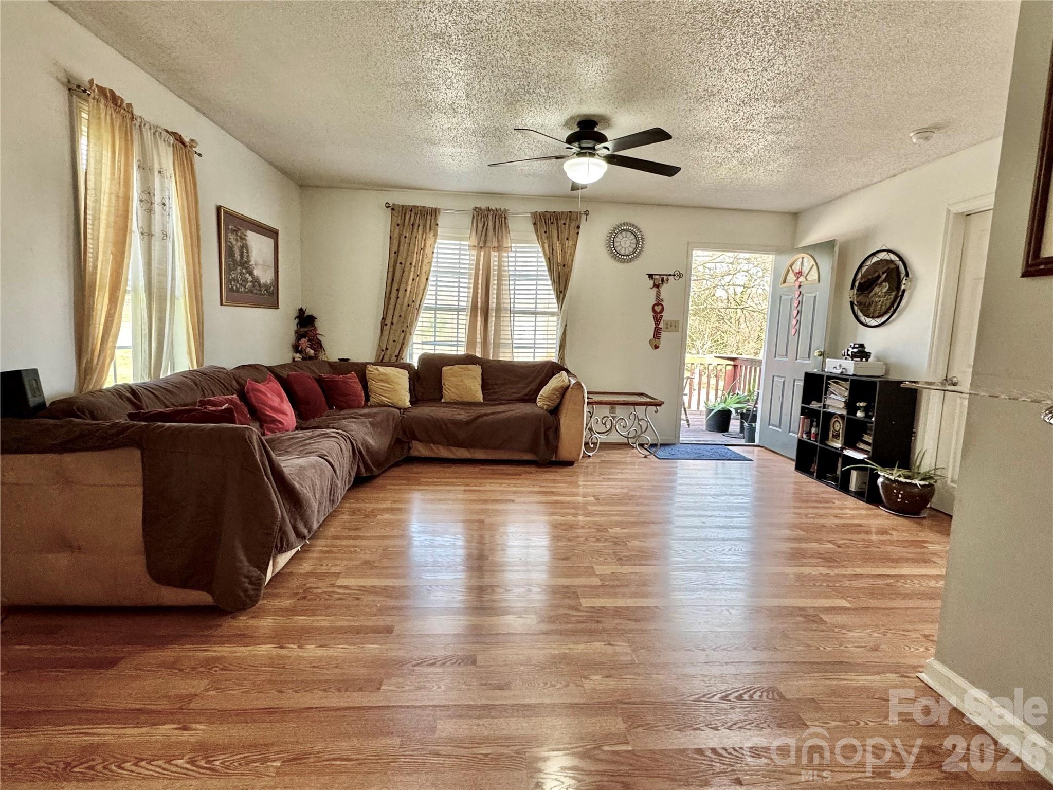 1019 W 7th Avenue Gastonia NC 28052