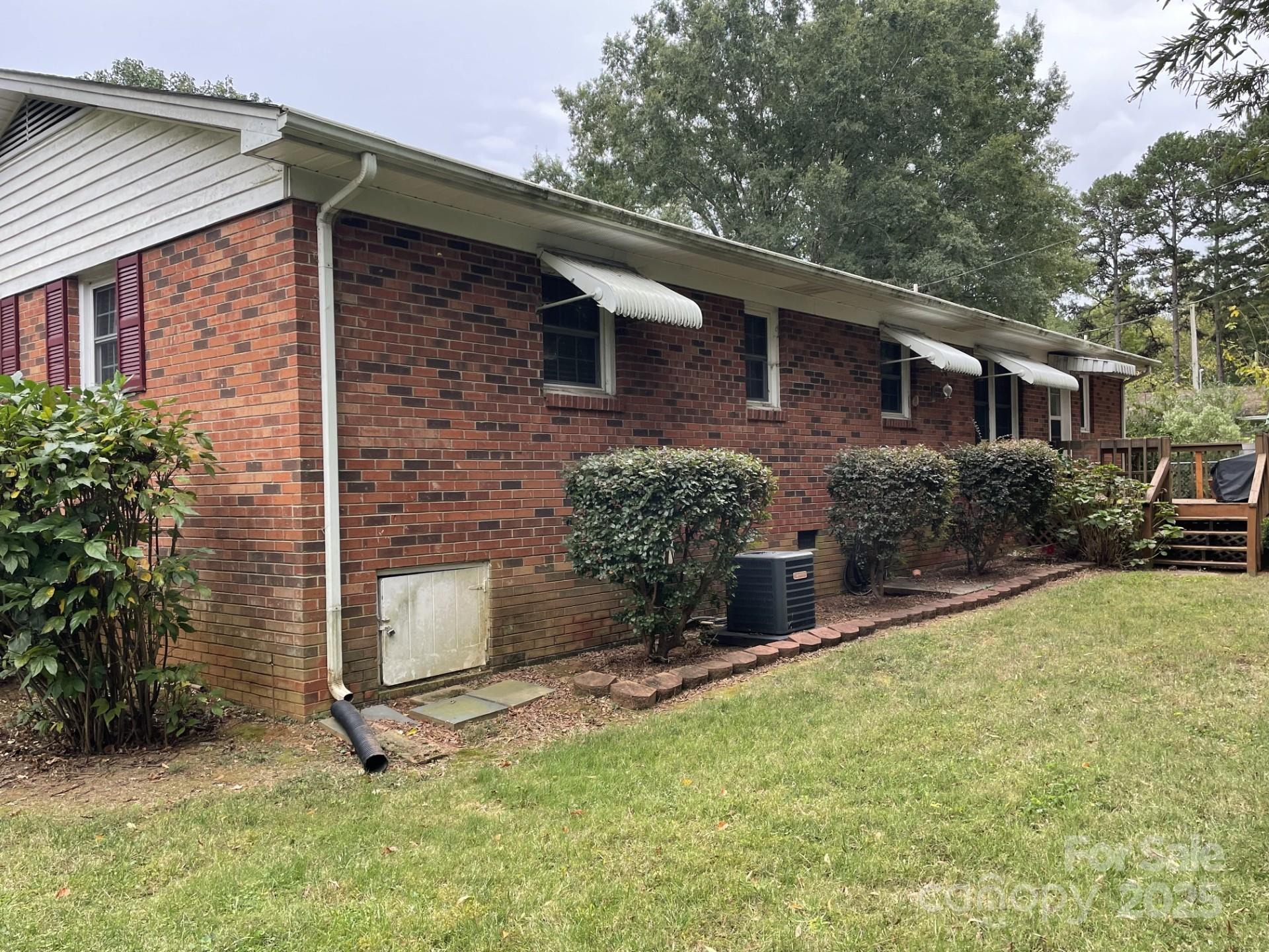 2411 Brookmeade Drive Albemarle NC 28001