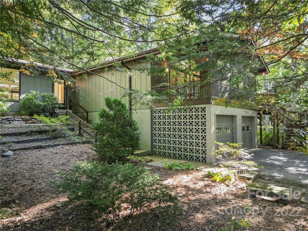 40 Woodbury Road Asheville NC 28804