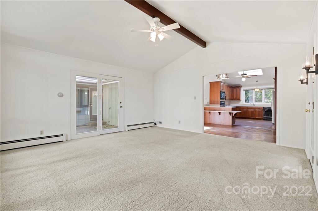 40 Woodbury Road Asheville NC 28804