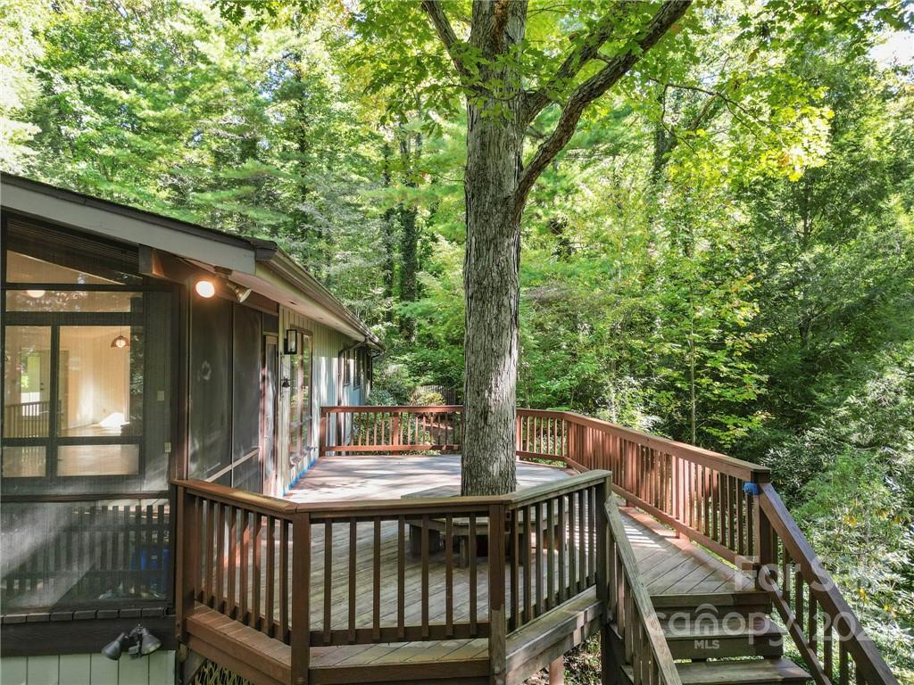40 Woodbury Road Asheville NC 28804