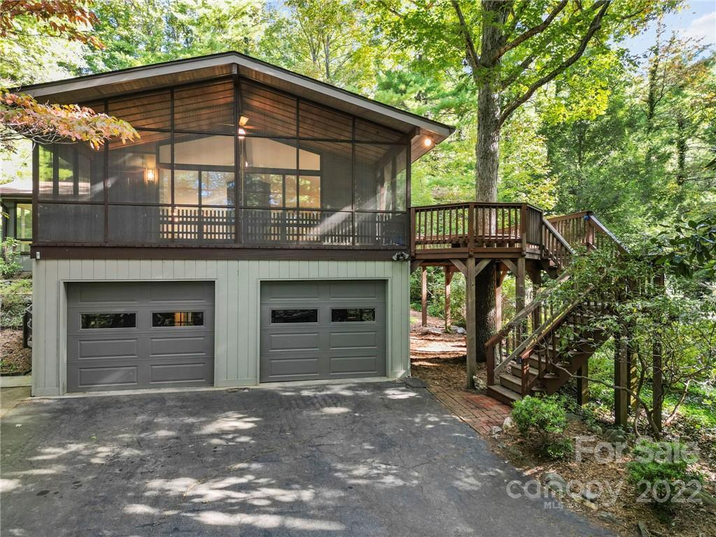 40 Woodbury Road Asheville NC 28804