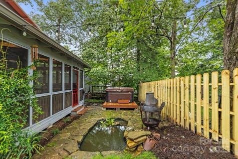 102 4th Street Black Mountain NC 28711