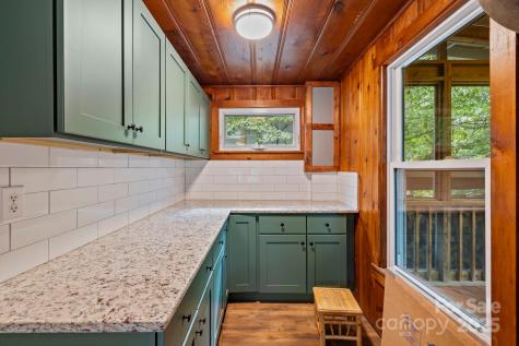 102 4th Street Black Mountain NC 28711