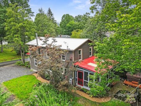 102 4th Street Black Mountain NC 28711