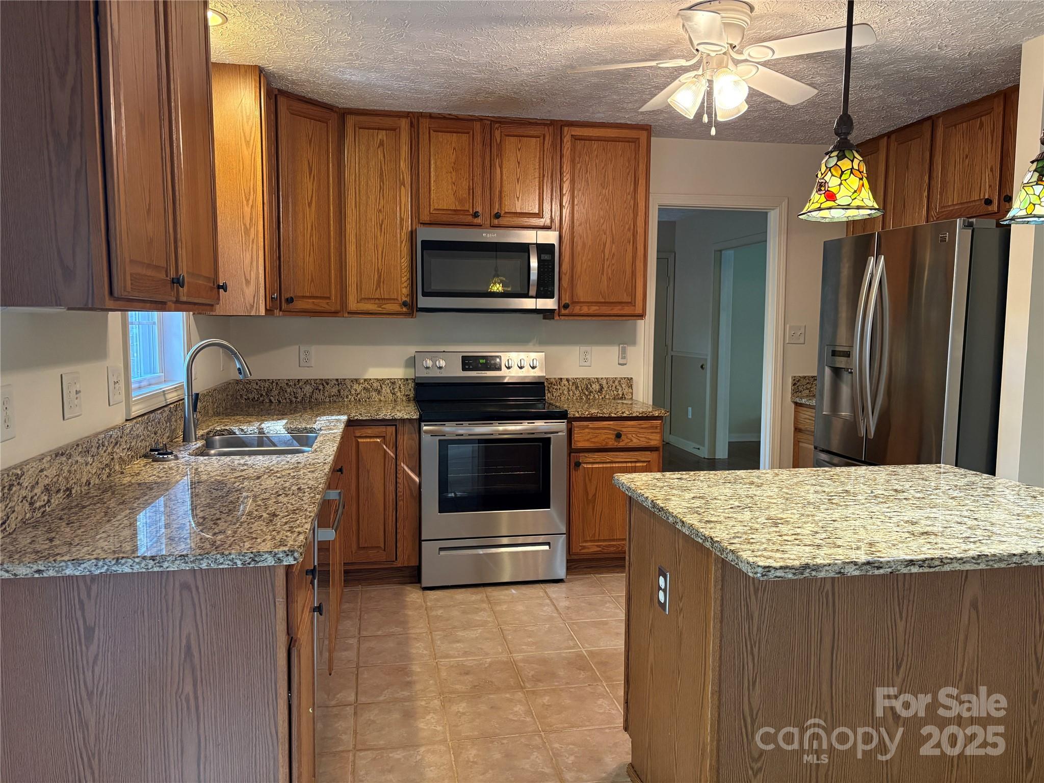 21 Farm Valley Court Weaverville NC 28787