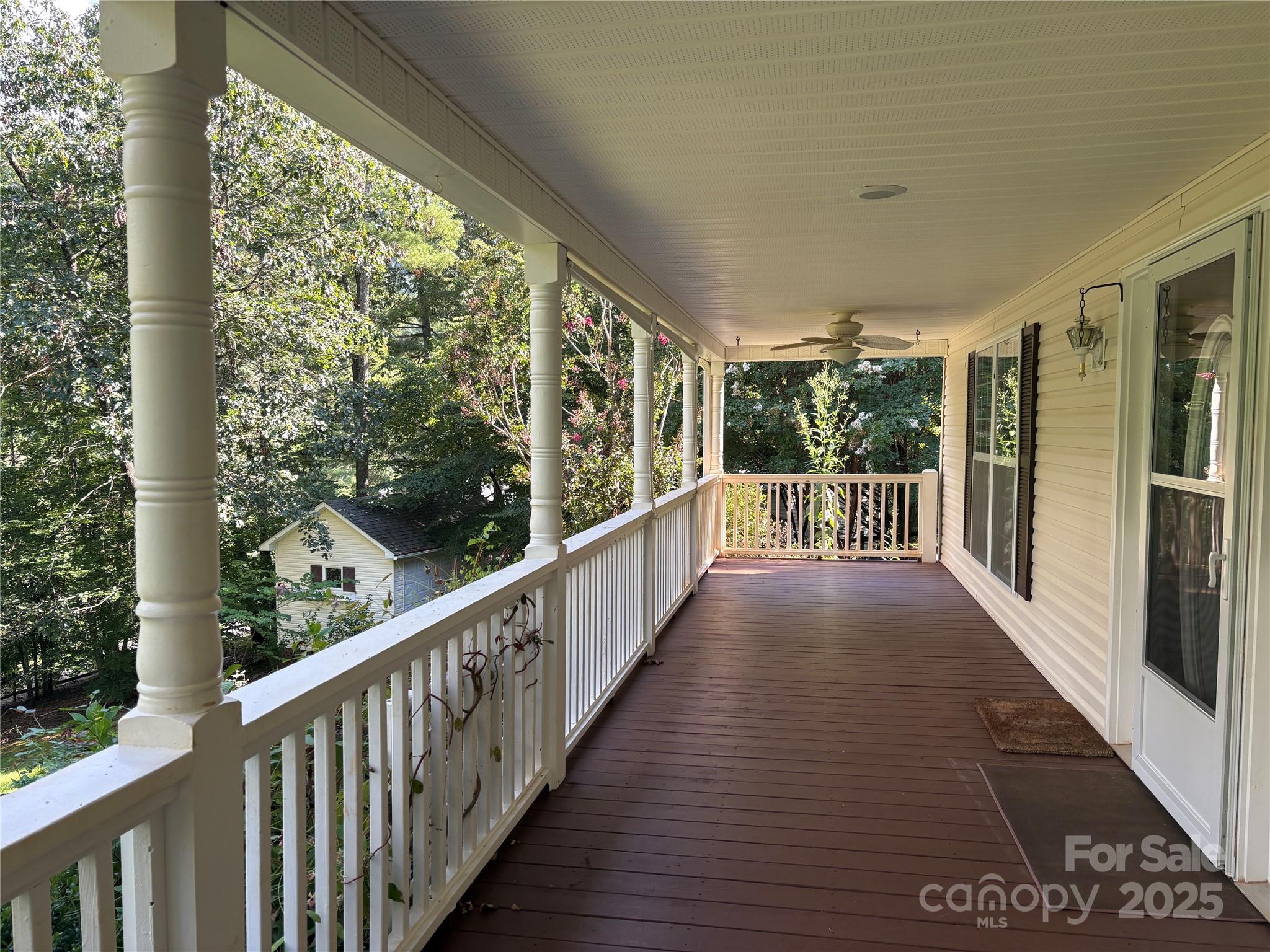 21 Farm Valley Court Weaverville NC 28787