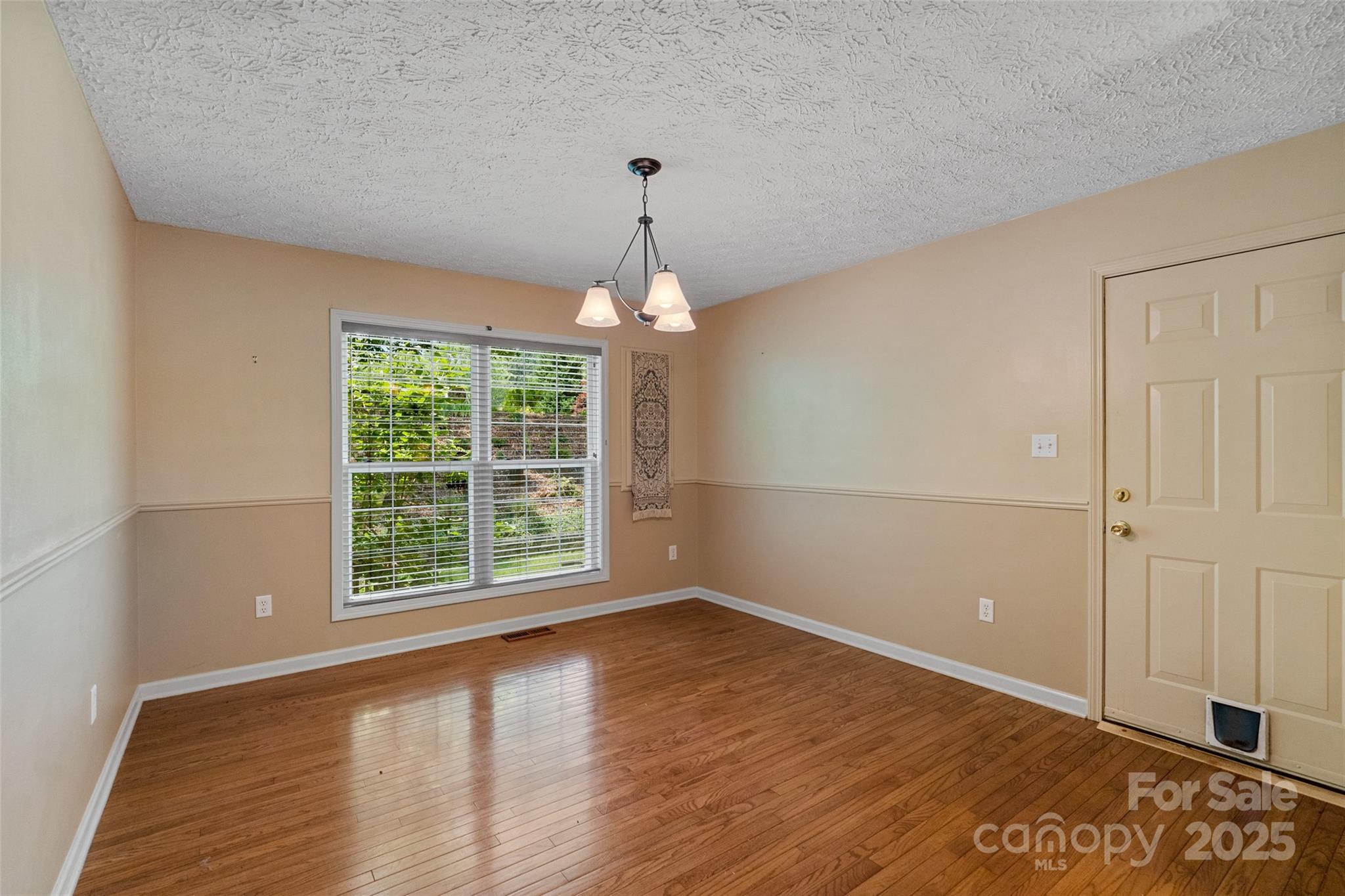 21 Farm Valley Court Weaverville NC 28787