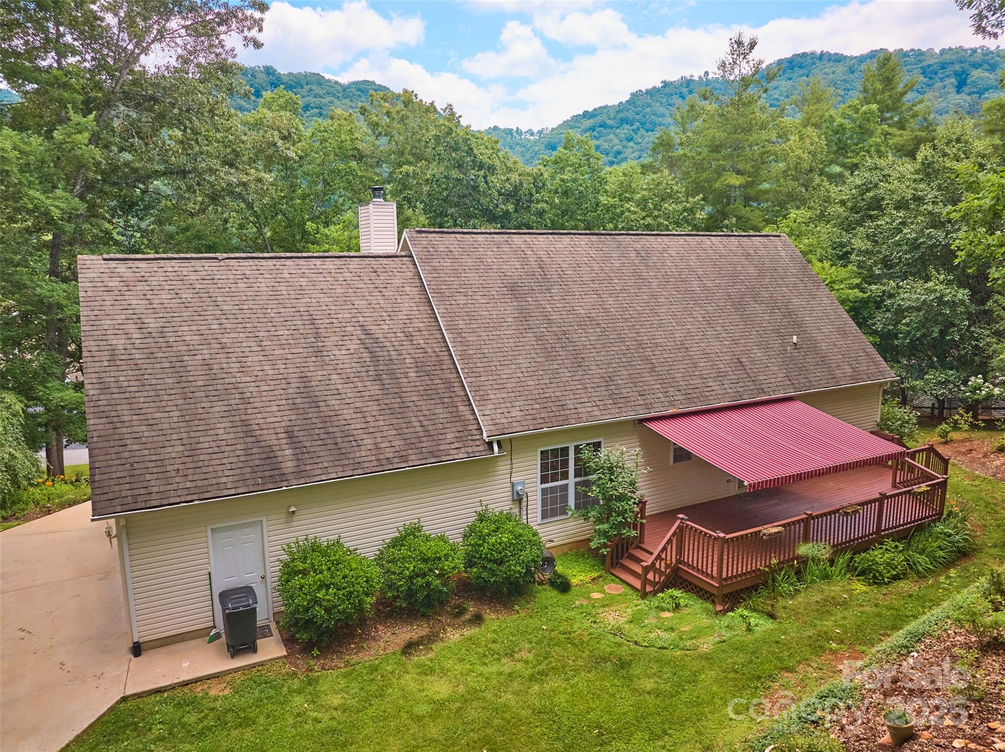21 Farm Valley Court Weaverville NC 28787