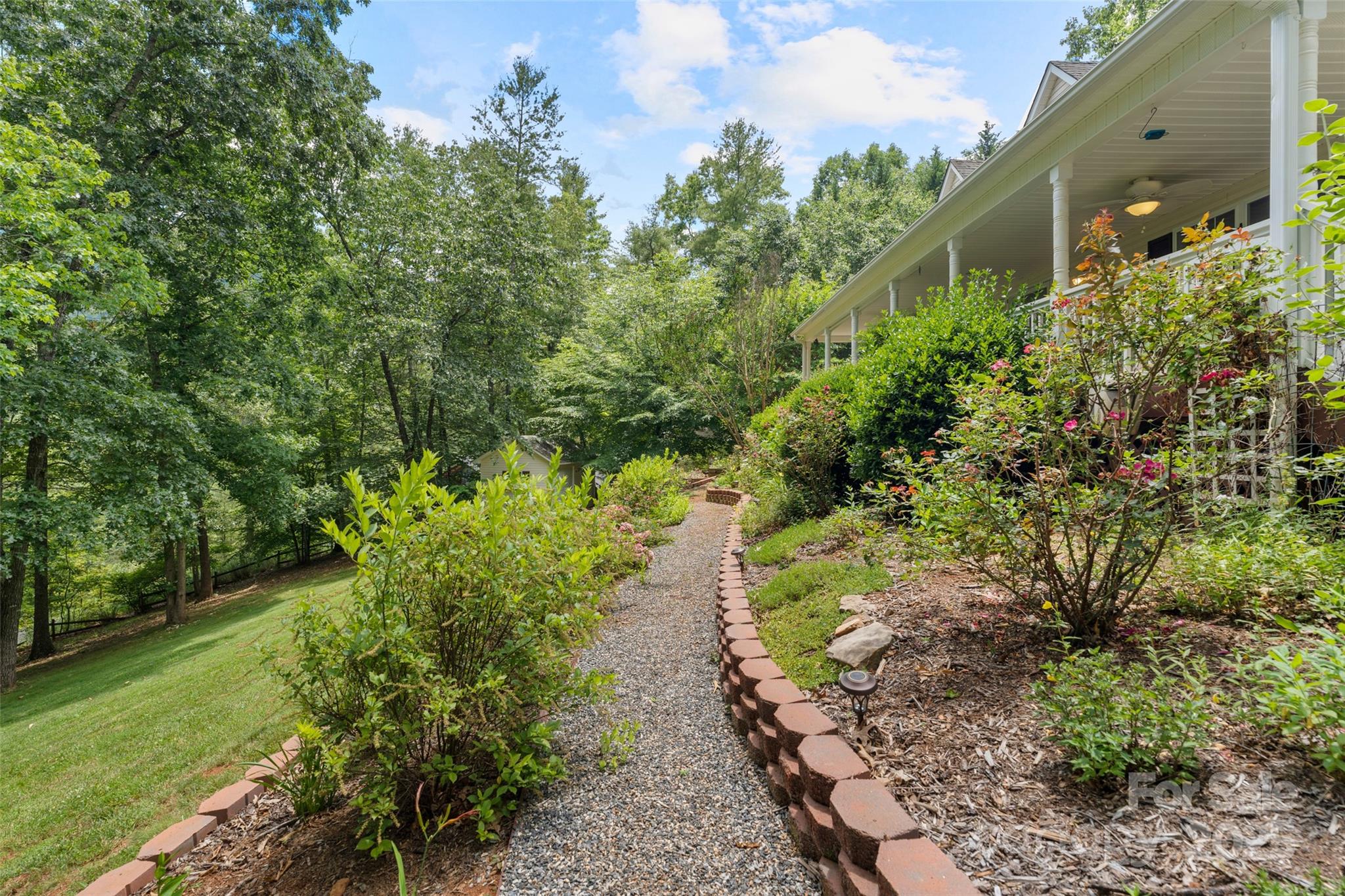 21 Farm Valley Court Weaverville NC 28787