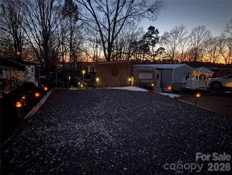 117 Pier Avenue New London NC 28127