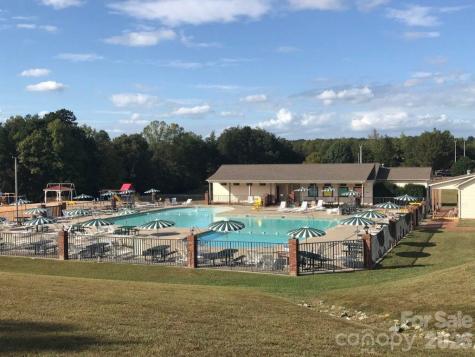 117 Pier Avenue New London NC 28127