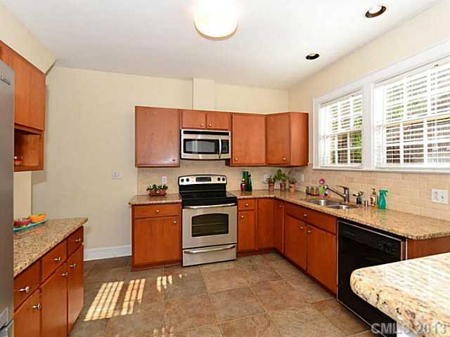 2537 Cranbrook Lane Charlotte NC 28207